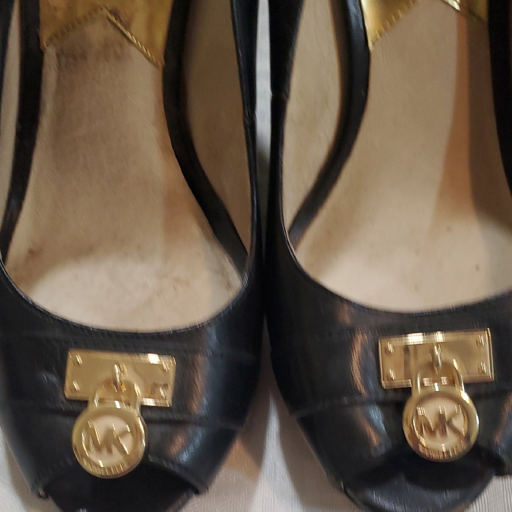 Michael Kors Elegant Black  Wedge Heels with Gold Accent - Picture 10 of 10